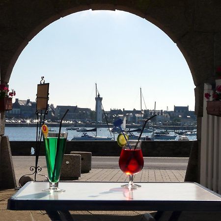 Logis Hotel Bellevue Roscoff Eksteriør billede