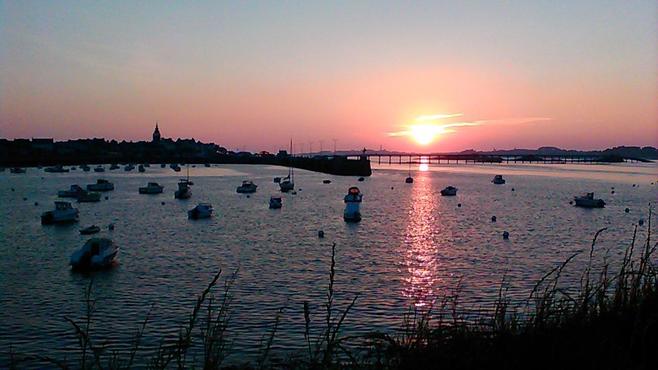 Logis Hotel Bellevue Roscoff Eksteriør billede